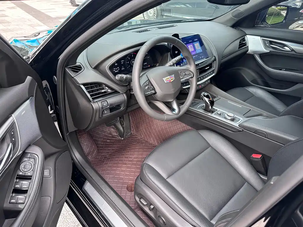 Cadillac CT5 — миниатюра 3
