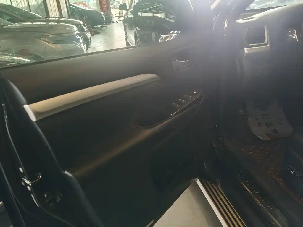 Toyota Highlander — миниатюра 5