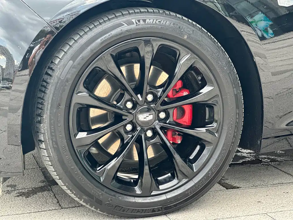 Cadillac CT5 — миниатюра 12