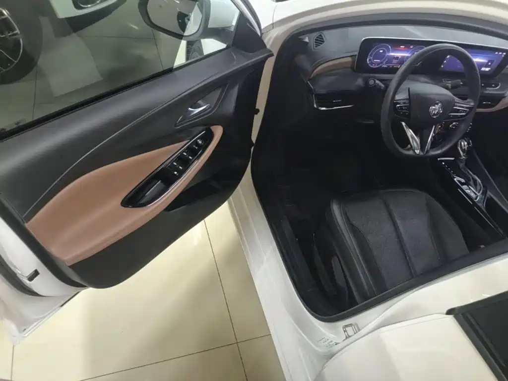 Buick Verano — миниатюра 16