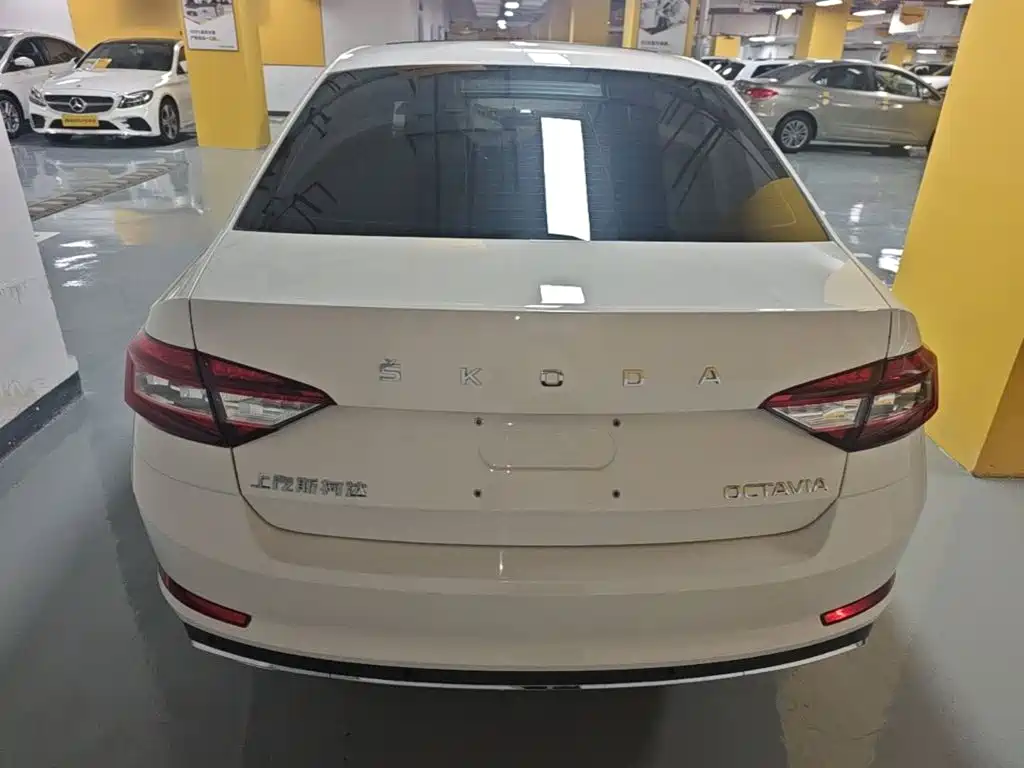 Skoda Octavia — миниатюра 6