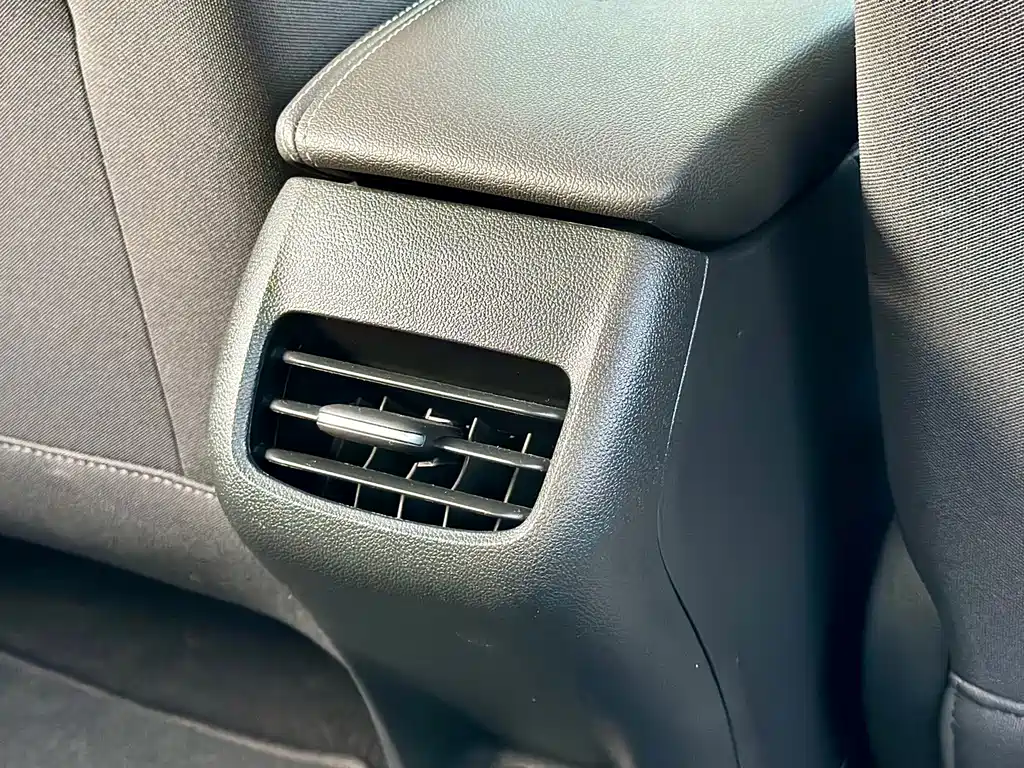 Buick Verano — миниатюра 15