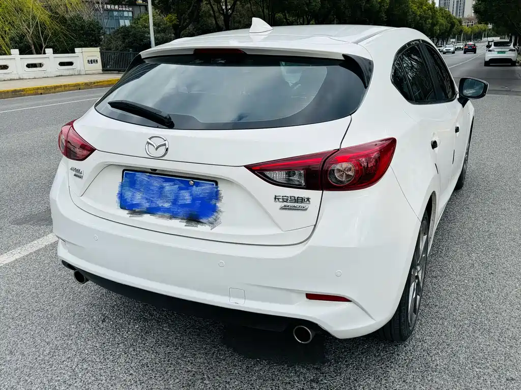MAZDA 3 ANGKESAILA
