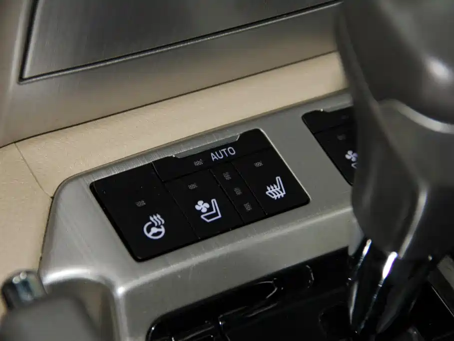 Toyota Land Cruiser — миниатюра 18