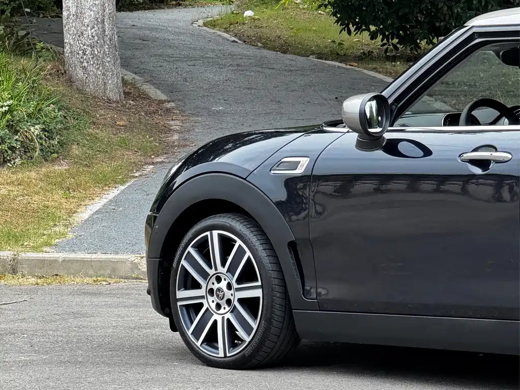 MINI Mini Clubman — миниатюра 5