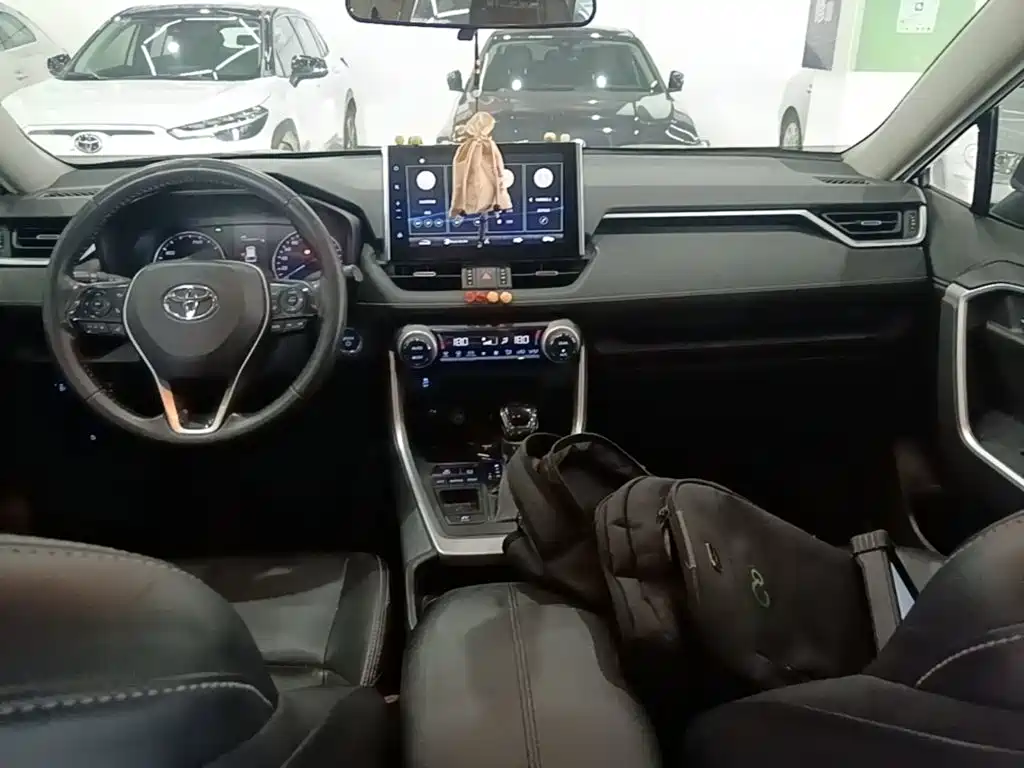 Toyota Wildlander — миниатюра 10