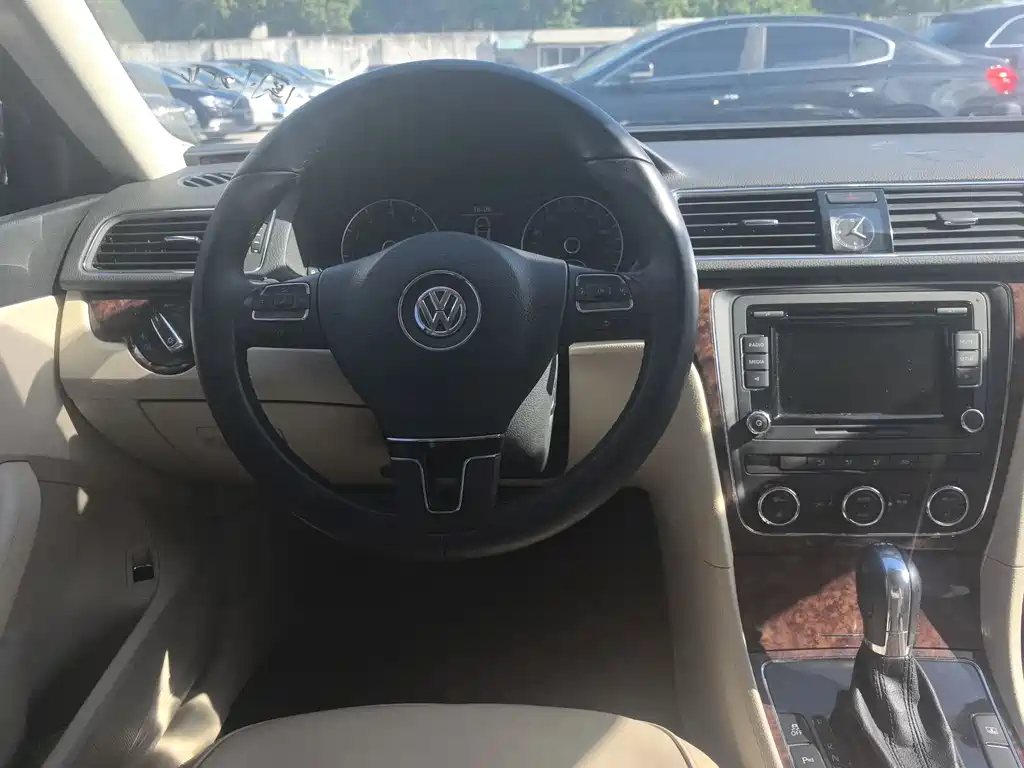Volkswagen Passat 2011 1.8TSI DSG
