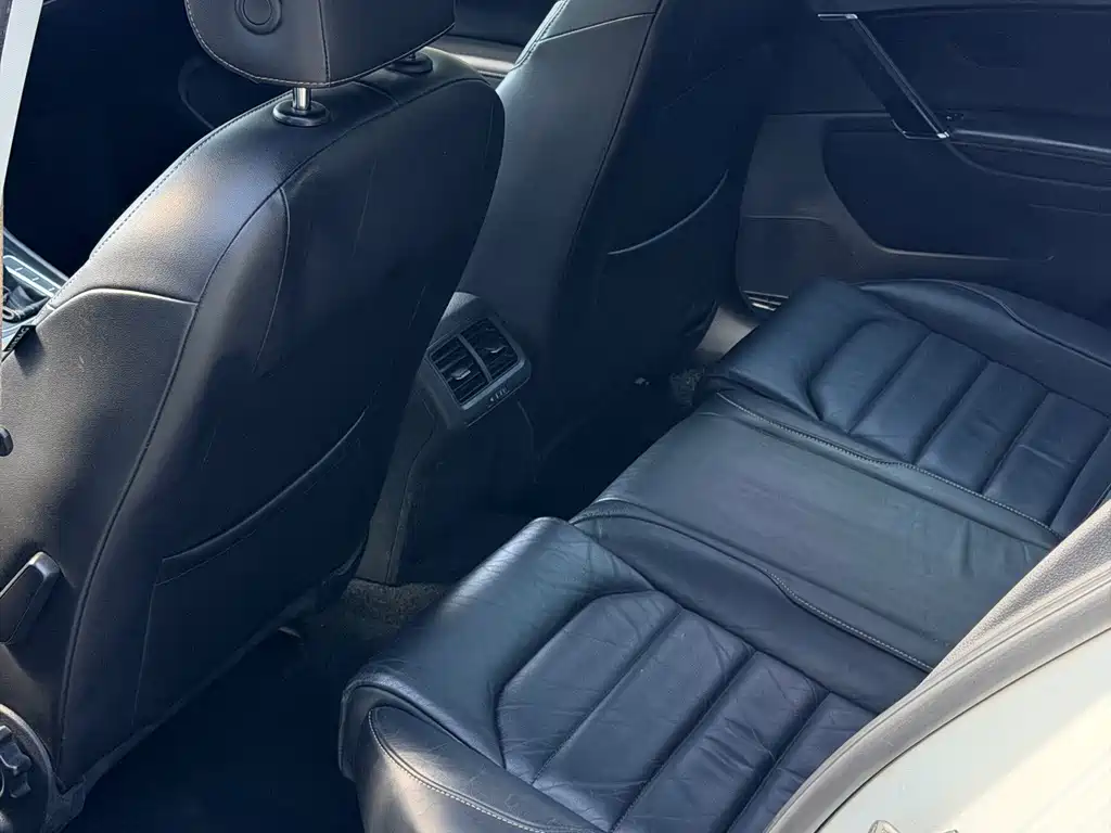 Volkswagen Golf — миниатюра 21