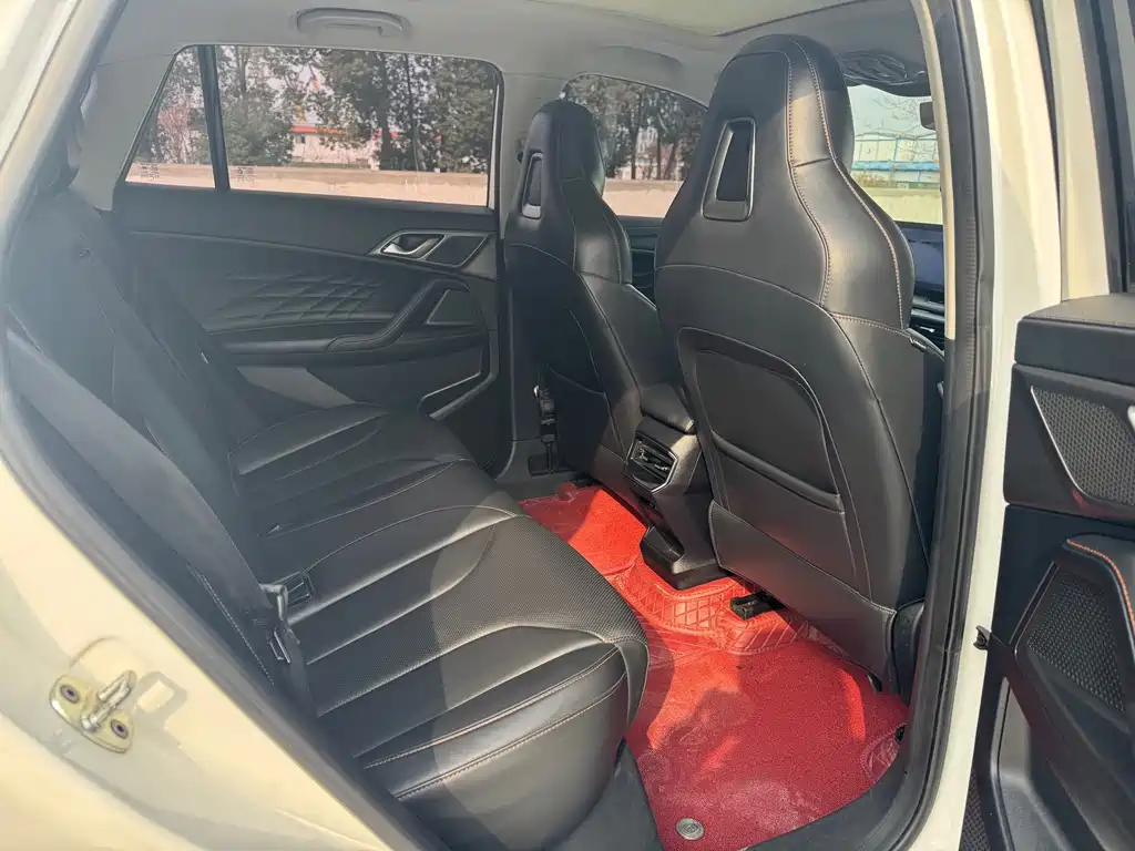 Roewe RX5 — миниатюра 13