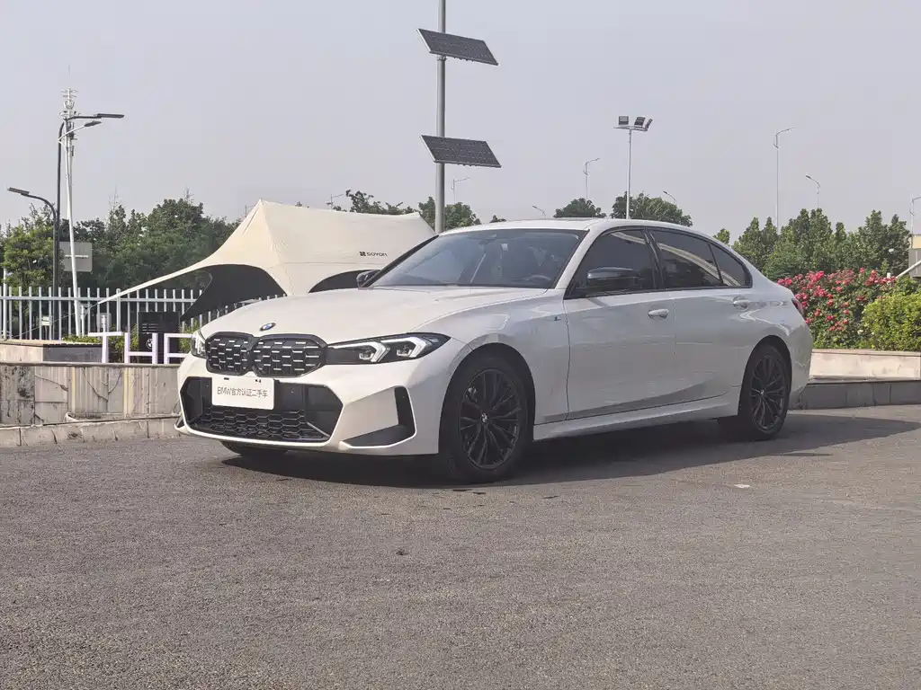 BMW 3 Series 2024
