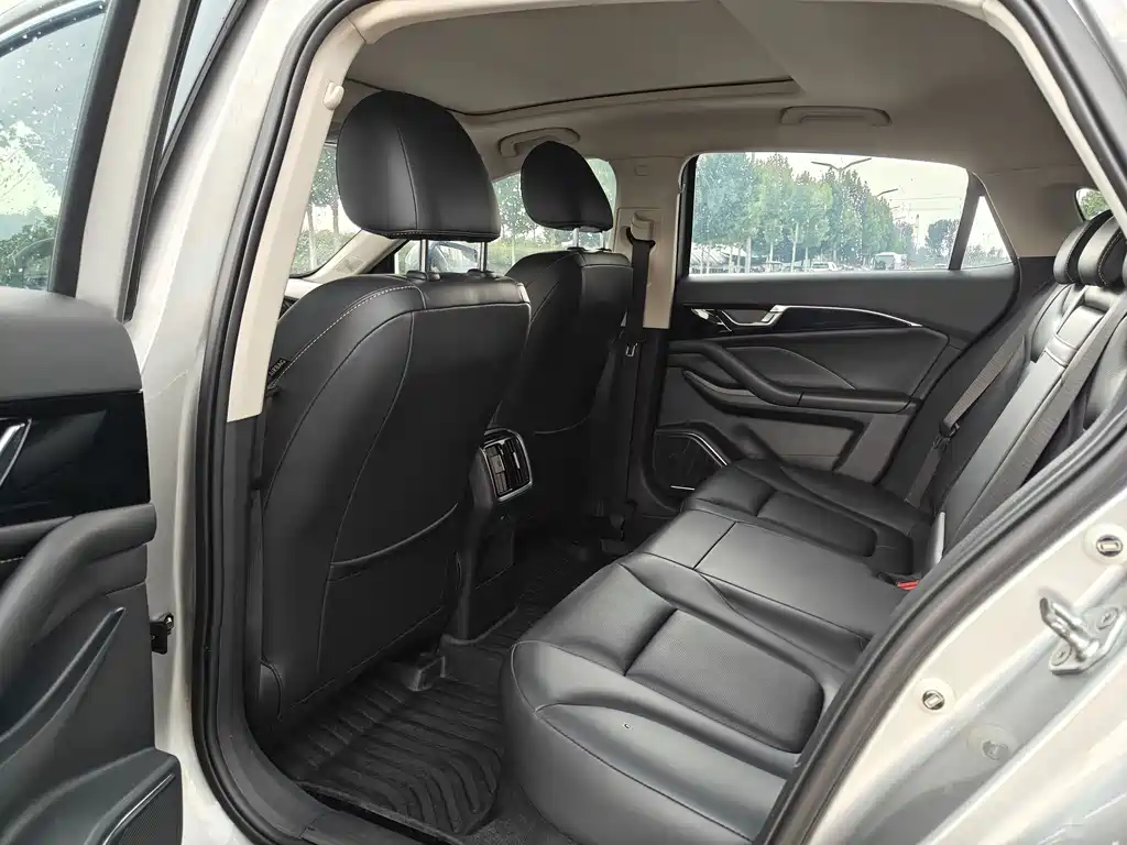 Bestune B70 — миниатюра 8
