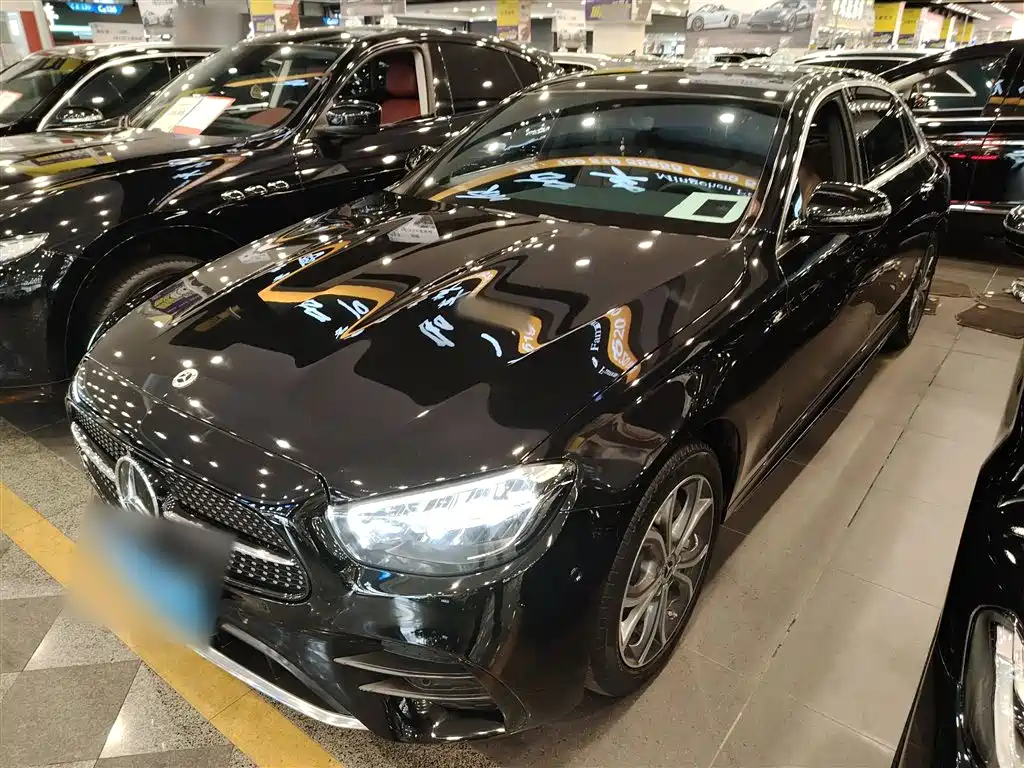 Mercedes-Benz E-Class 2023