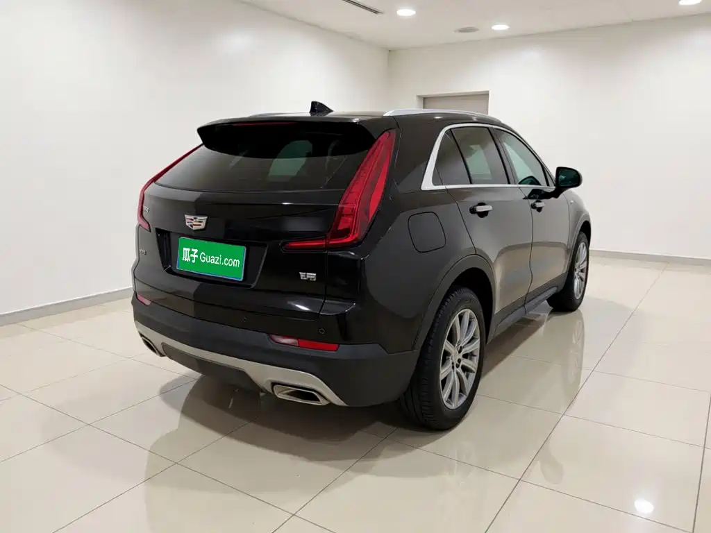 Cadillac XT4 — миниатюра 6