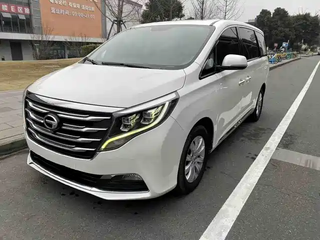 GAC TRUMPCHI M8