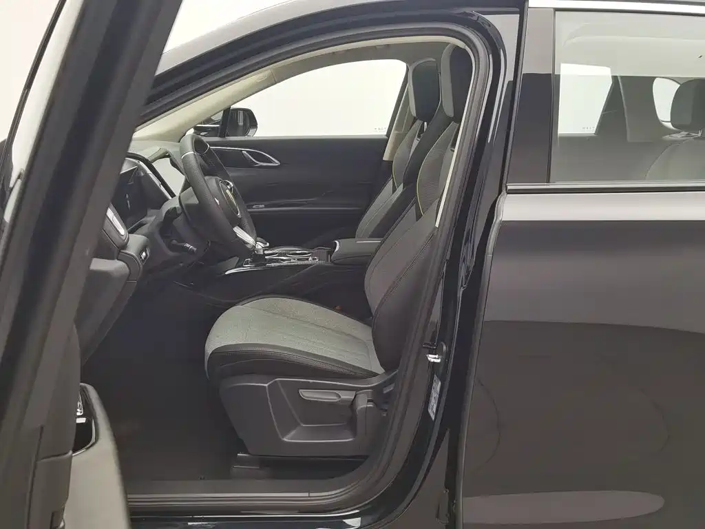 Hongqi Hongqi HS3 — миниатюра 10
