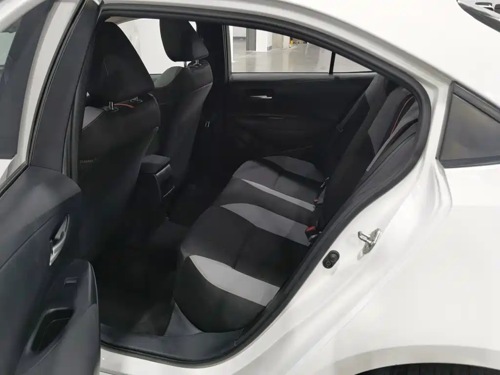 Toyota Corolla — миниатюра 15