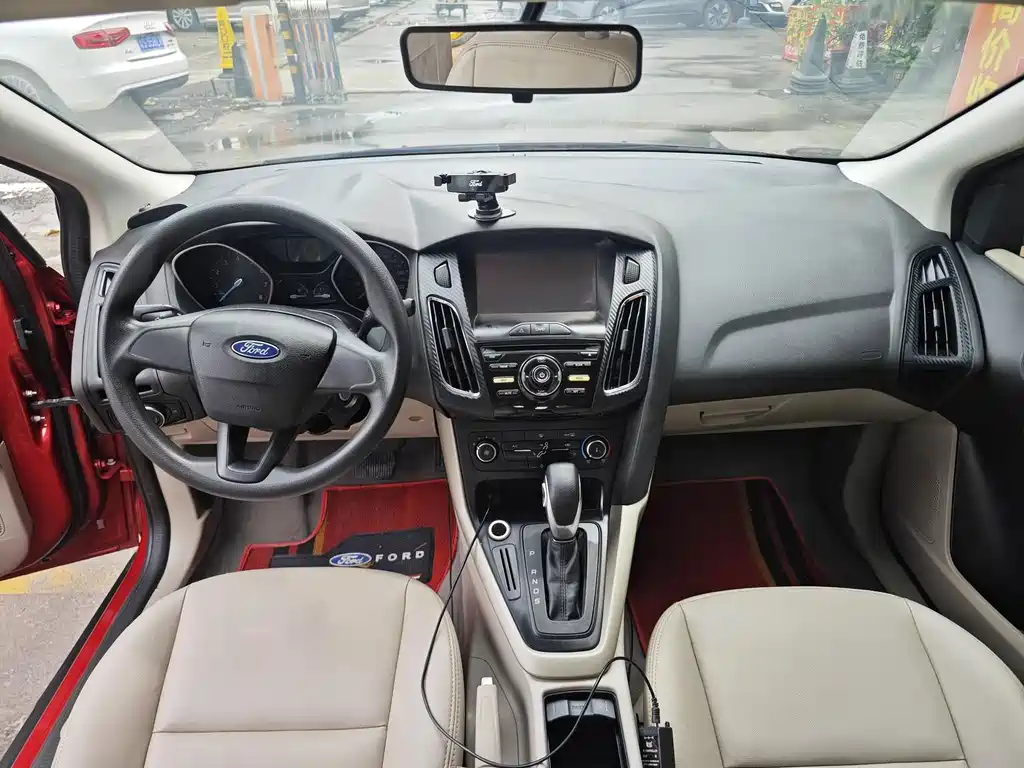 Ford Focus — миниатюра 9