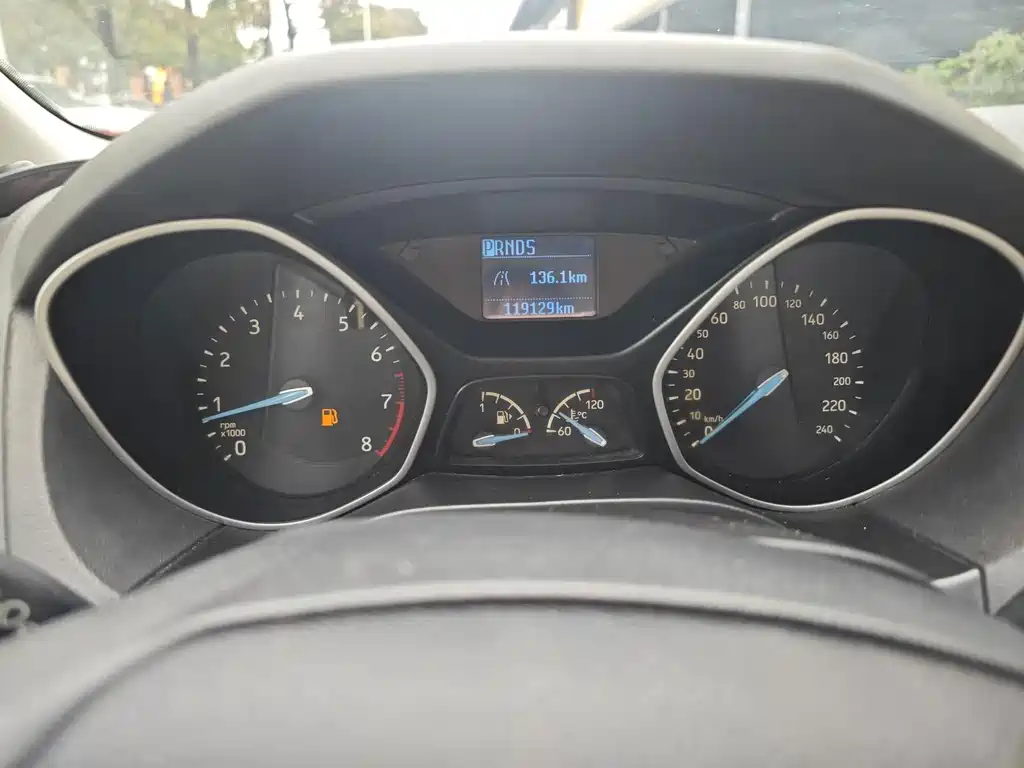 Ford Focus — миниатюра 8