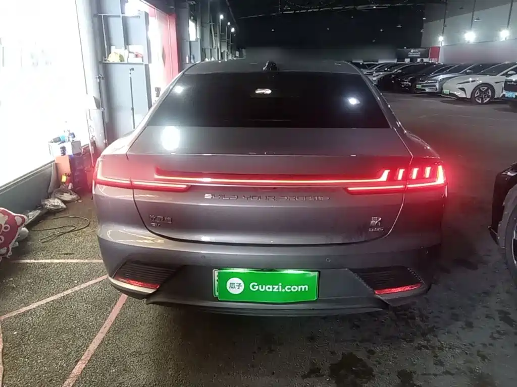 BYD Han — миниатюра 6