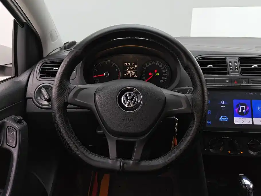 Volkswagen Polo — миниатюра 15