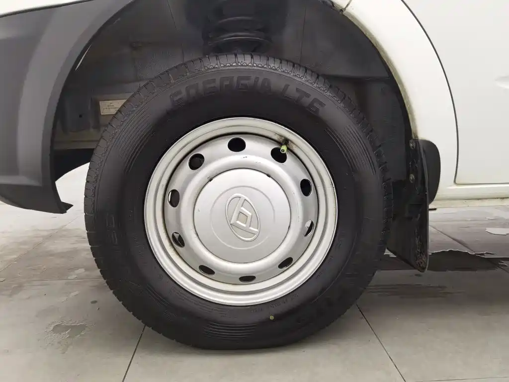Maxus V80 — миниатюра 17
