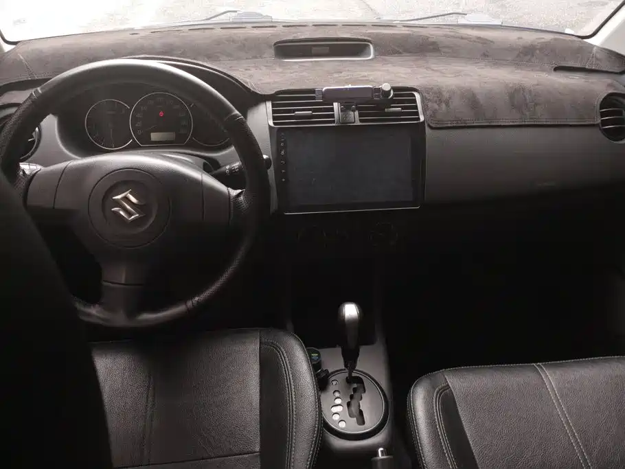 Suzuki Swift — миниатюра 12