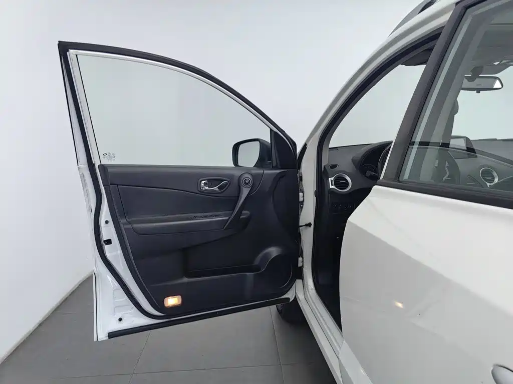 Renault Koleos (Import) — миниатюра 8
