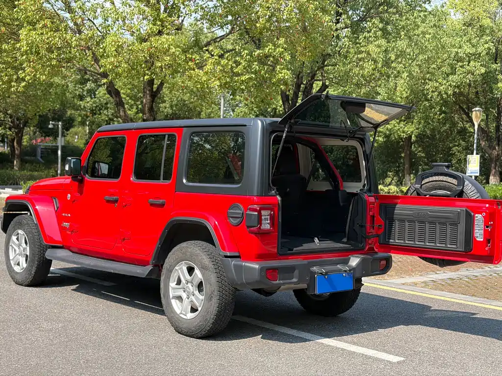 Jeep Wrangler — миниатюра 14