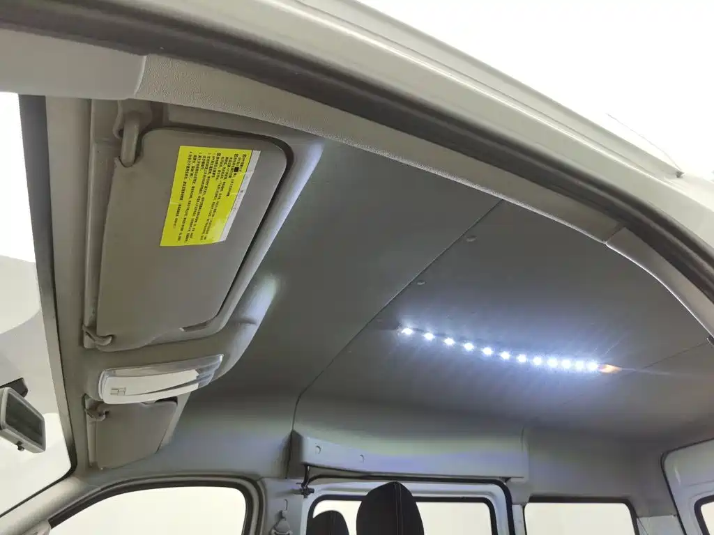 Maxus V80 — миниатюра 14