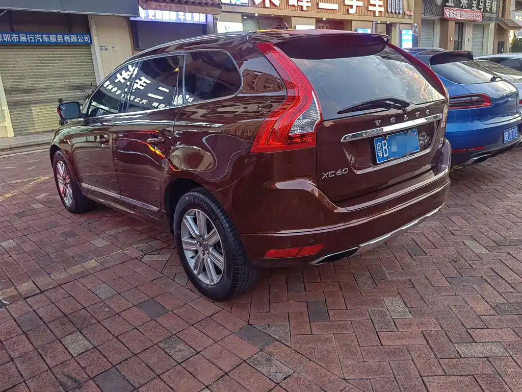 Volvo XC60 — миниатюра 5