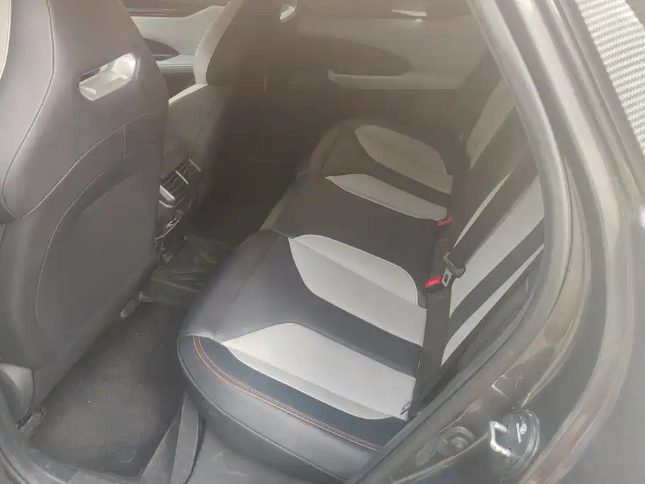Changan UNI-V iDD — миниатюра 11