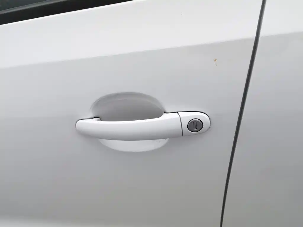 Volkswagen Polo — миниатюра 18