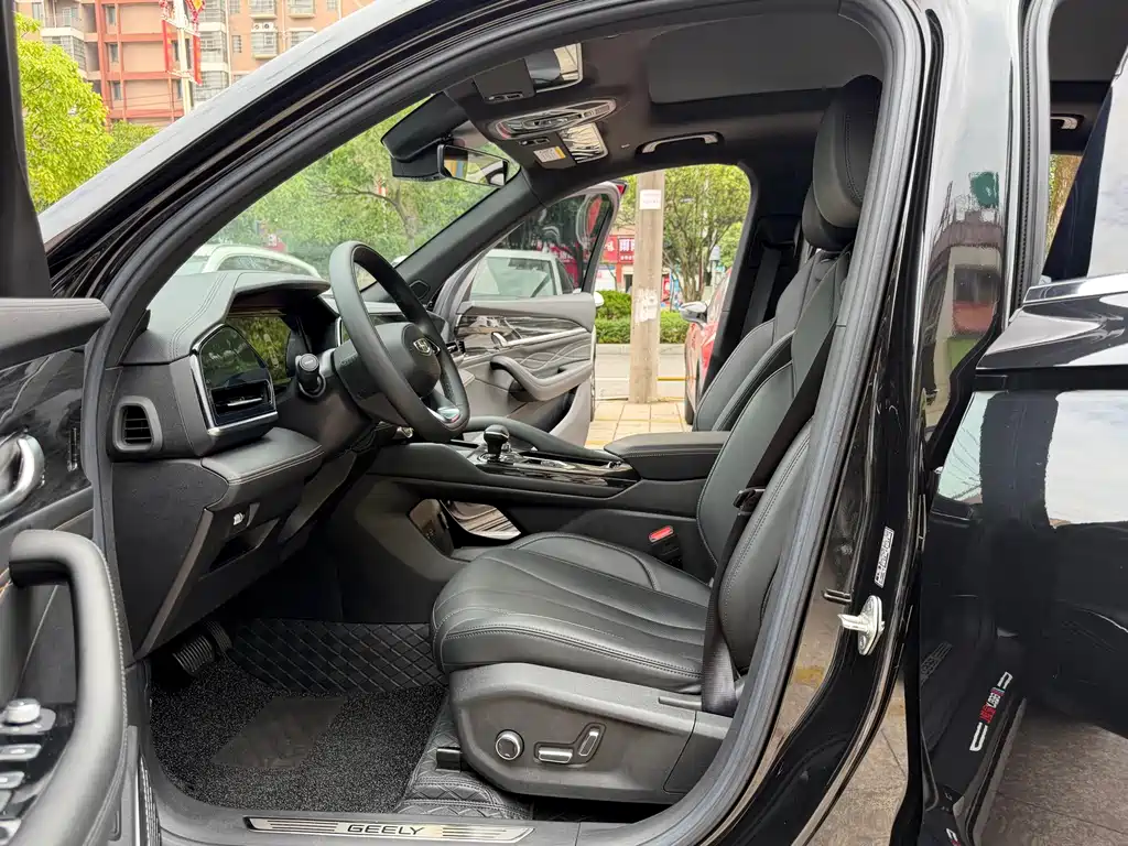 Geely Xingyue L — миниатюра 4