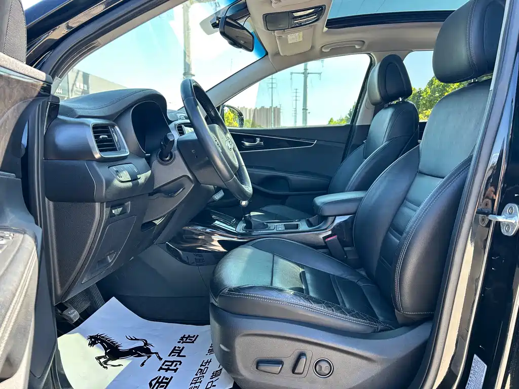 Kia Sorento — миниатюра 5