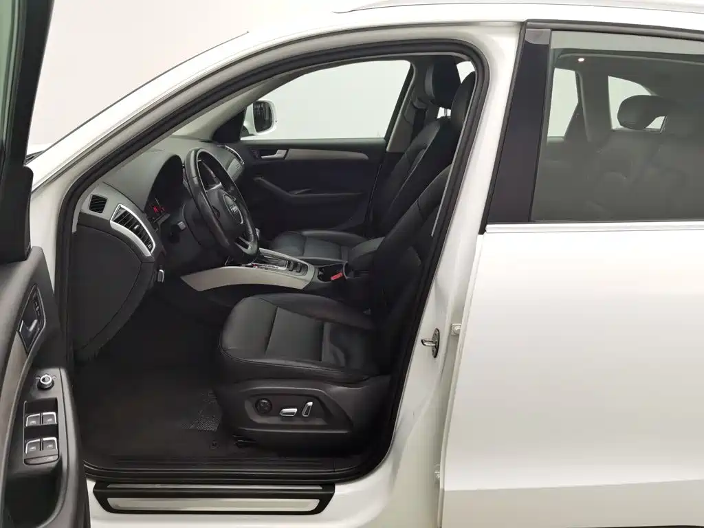 Audi Q5 — миниатюра 10