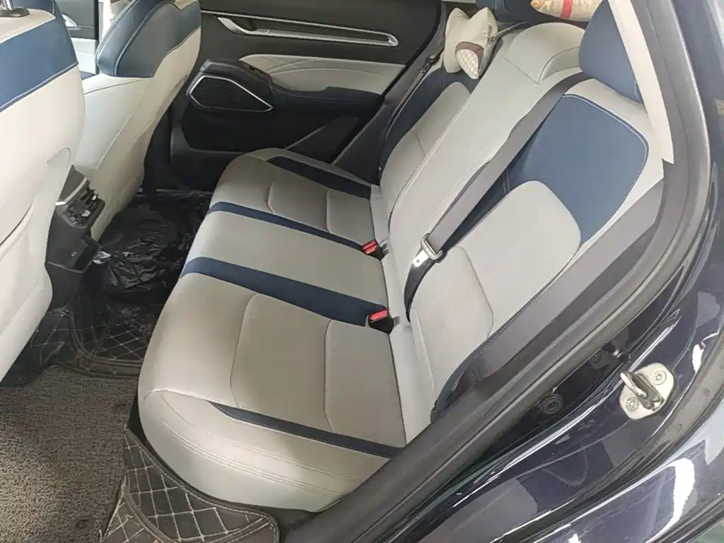 Geely Emgrand — миниатюра 17