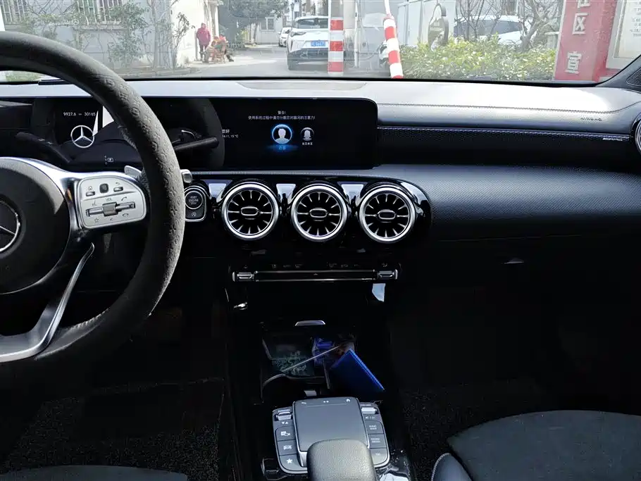 MERCEDES-BENZ A CLASS