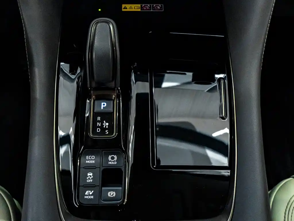 Toyota Vellfire — миниатюра 19