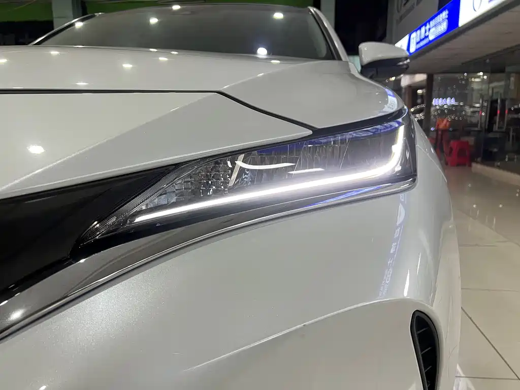 TOYOTA LING FANG HARRIER