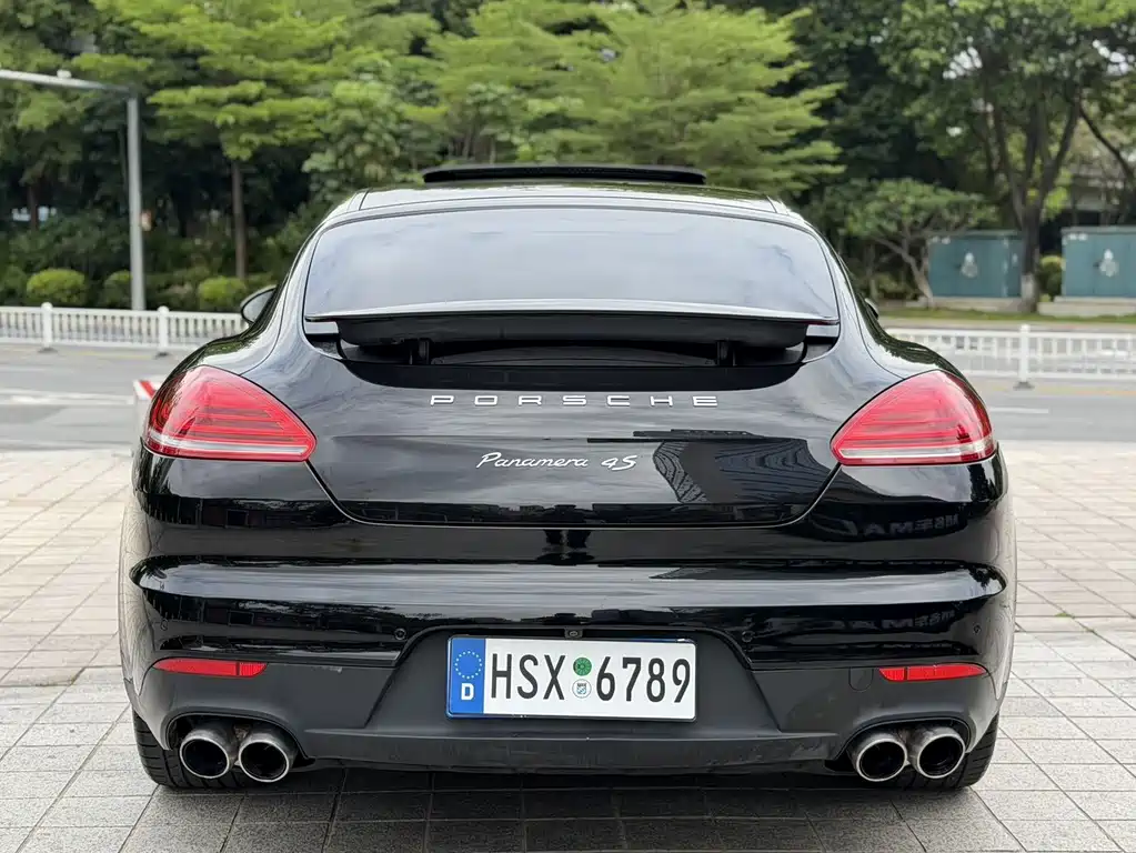 Porsche Panamera 2014 Panamera 4 3.0T