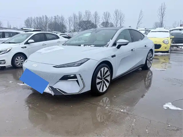 geely-galaxy galaxy-e8