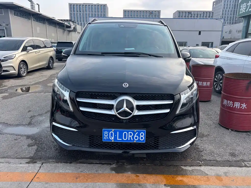 MERCEDES-BENZ V CLASS