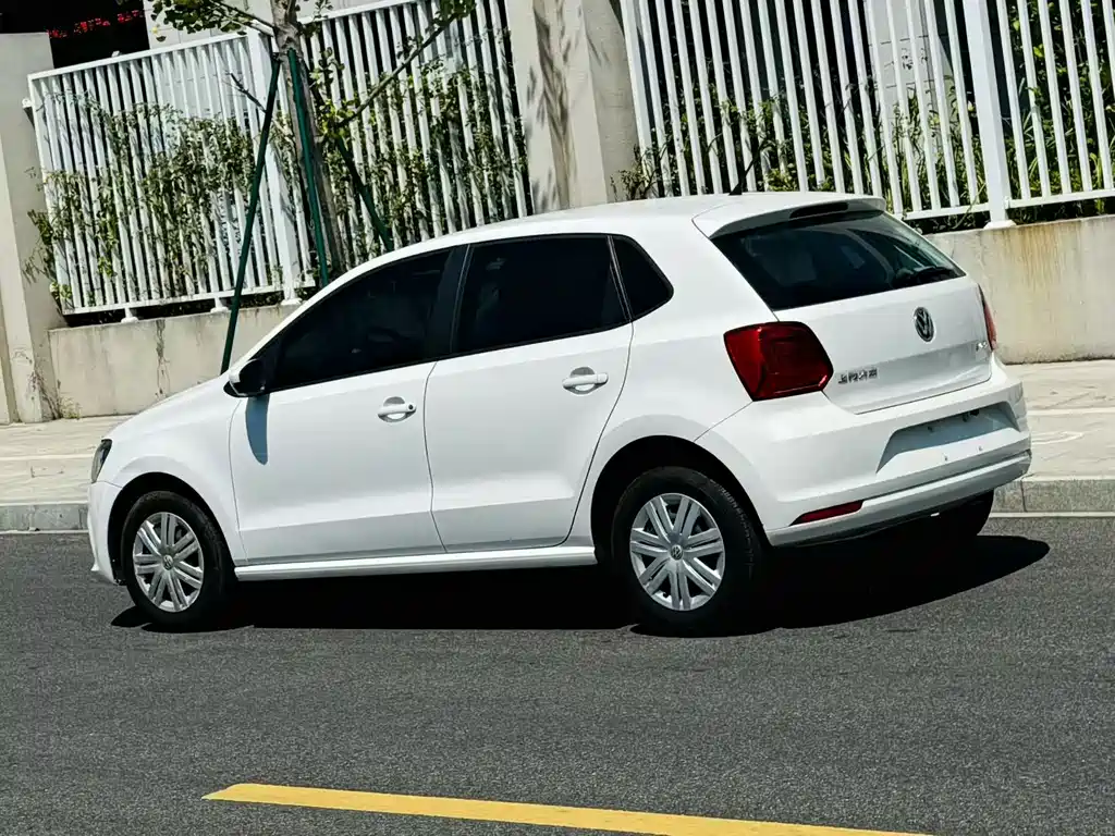 Volkswagen Polo — миниатюра 3