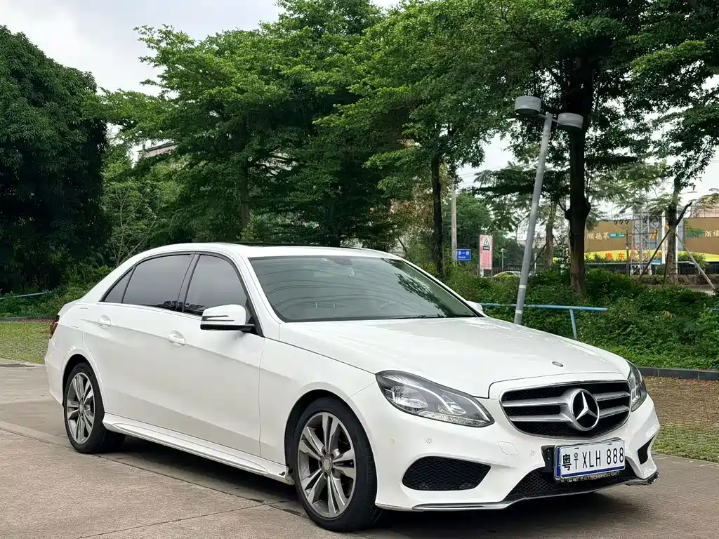 Mercedes-Benz E-Class — миниатюра 3