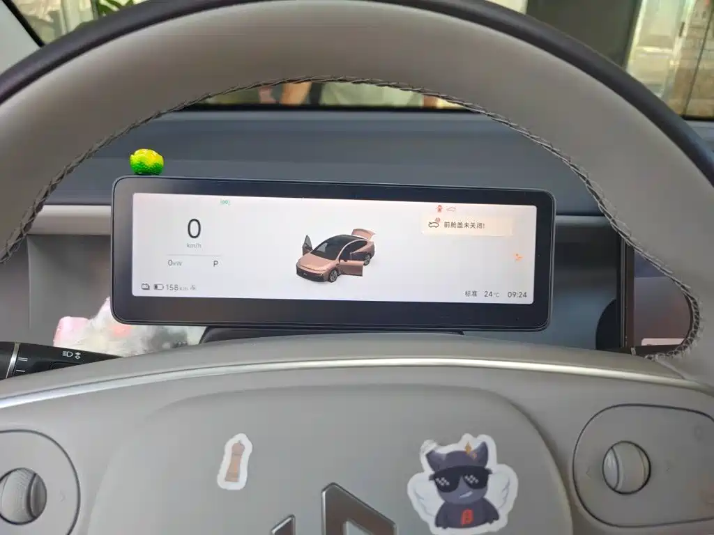 Leapmotor Leapmotor B01 — миниатюра 7