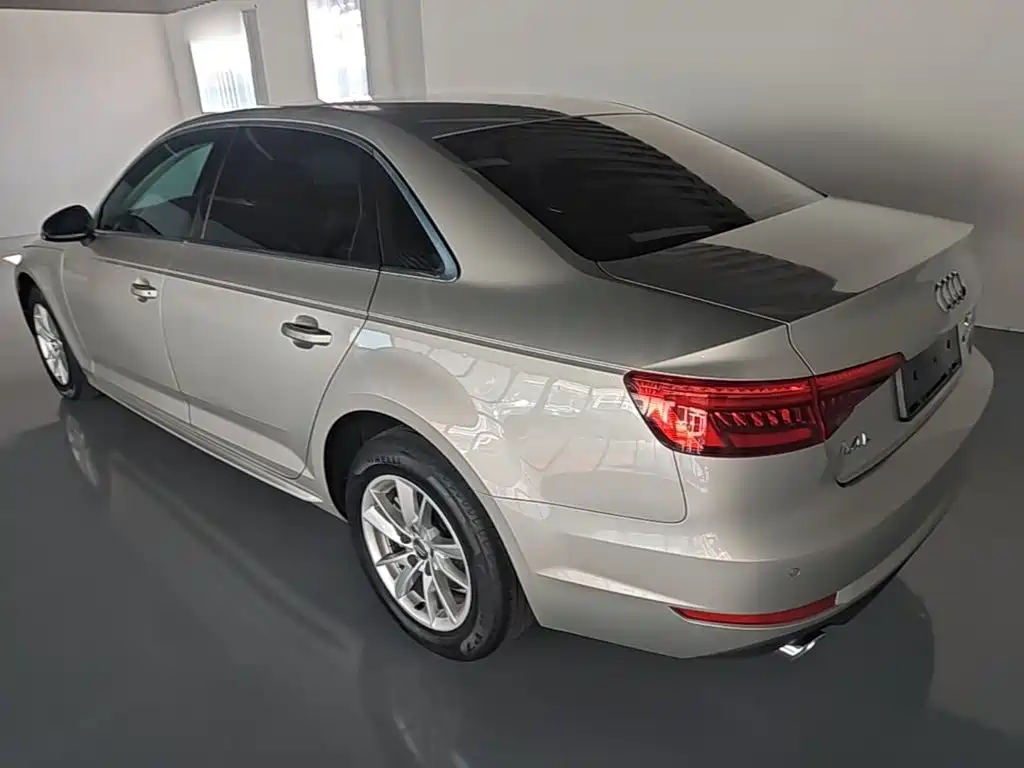 Audi A4L — миниатюра 5
