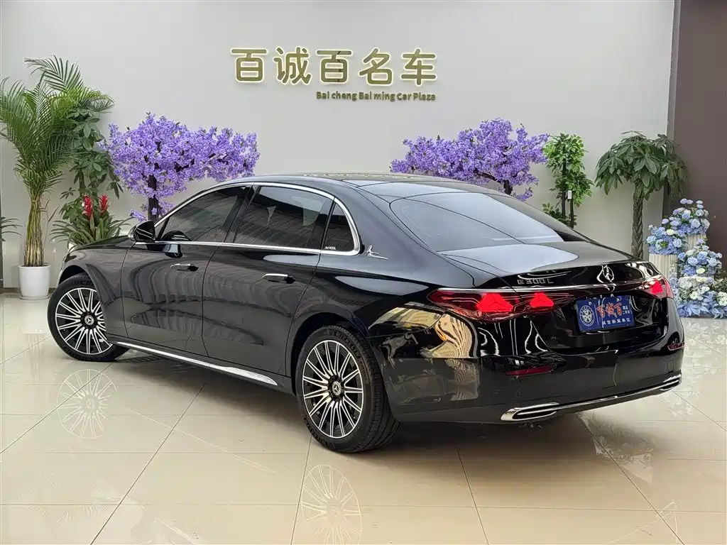 Mercedes-Benz E-Class E 2025 E 300 L Fashion