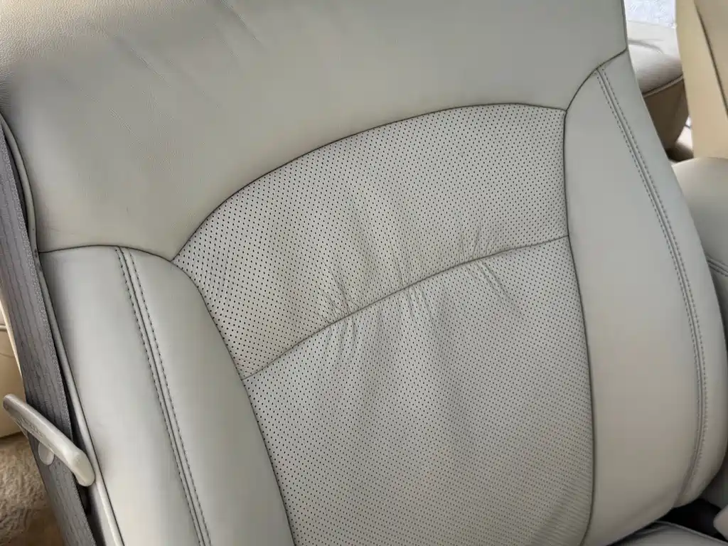 Toyota Crown — миниатюра 15