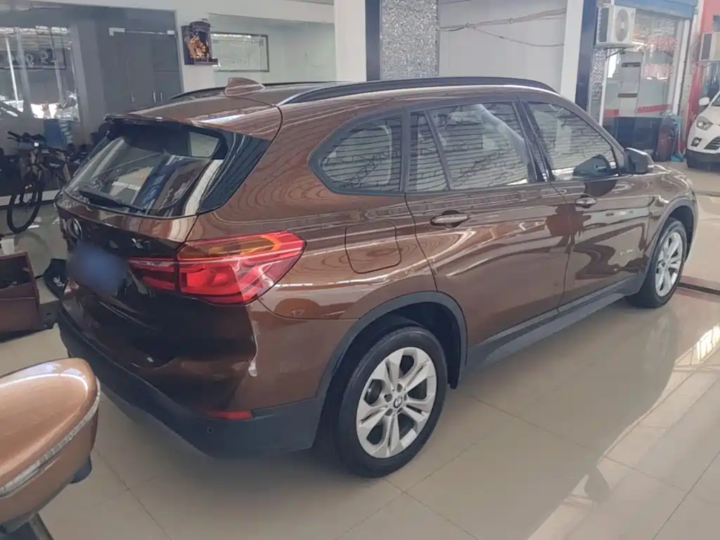 BMW X1 — миниатюра 7