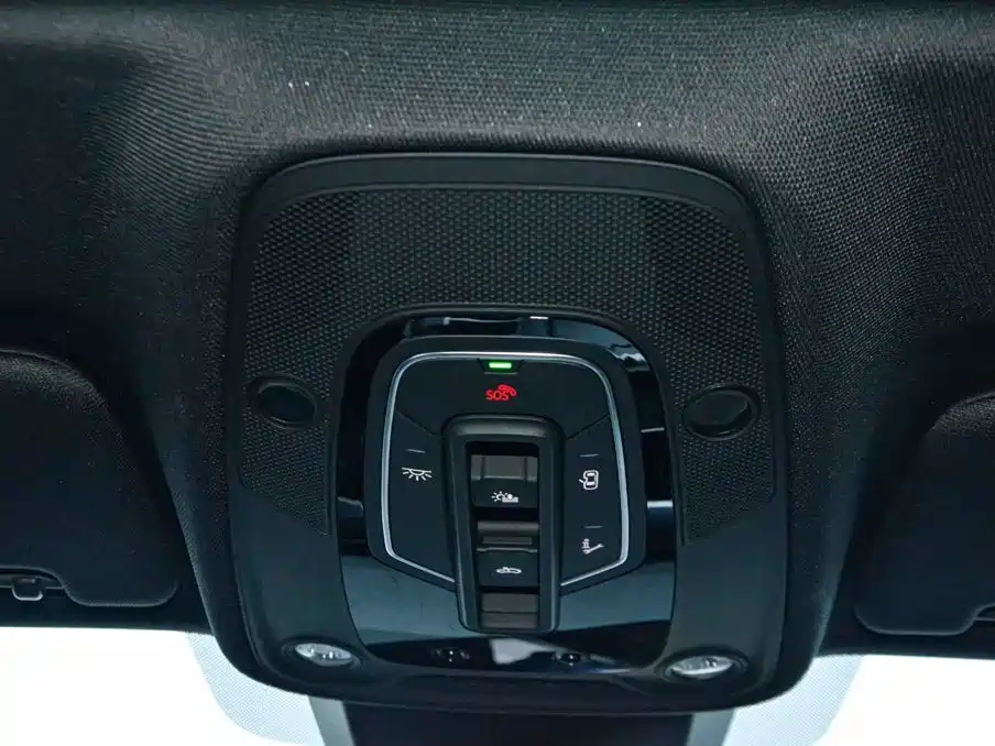 Audi A6L — миниатюра 9